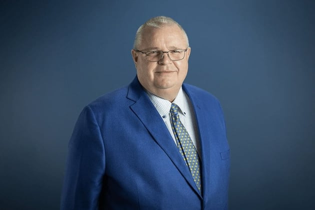 Dwane McFerrin Receives Underwriter of the Year Award
