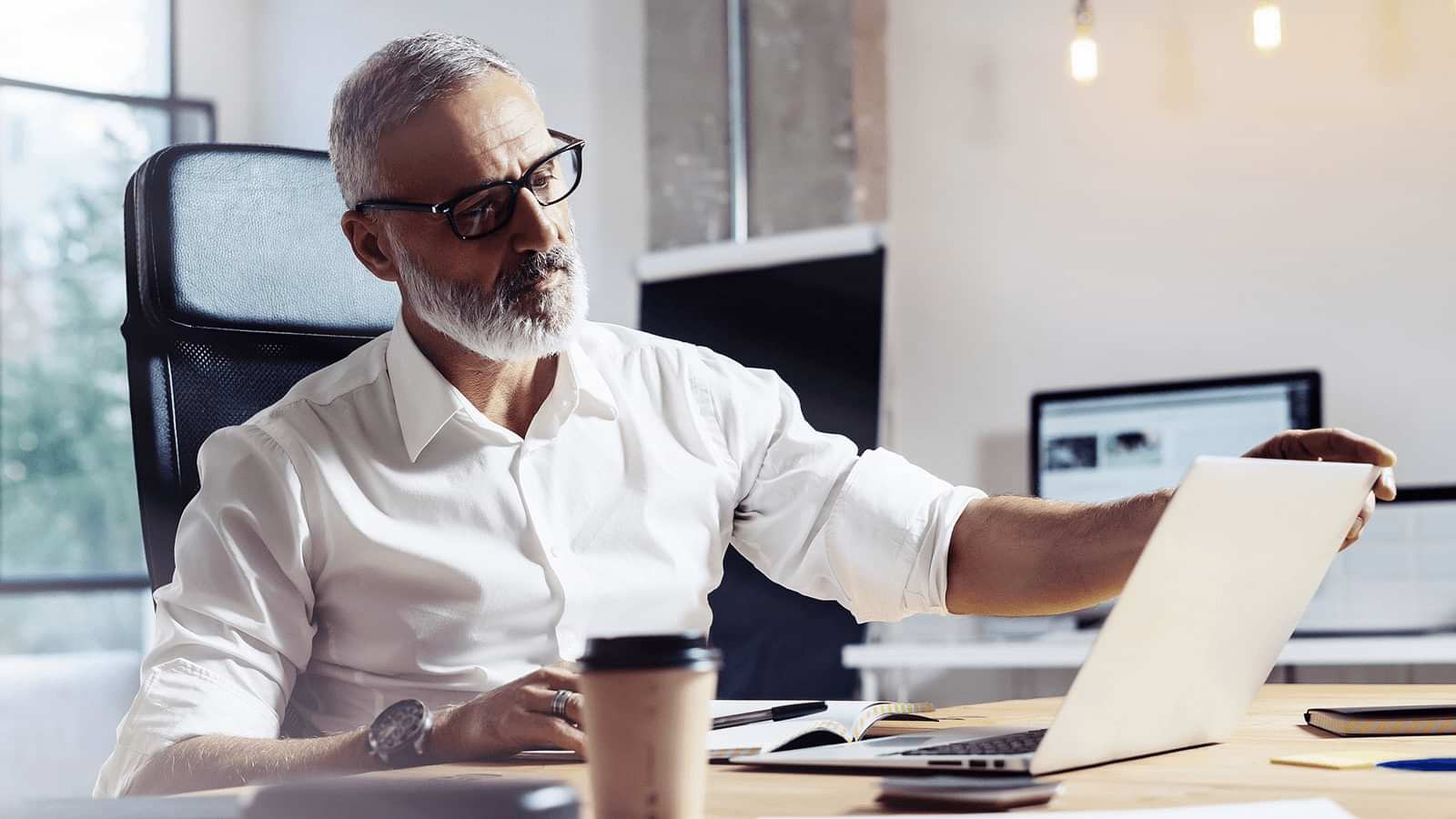 Medicare Agent Viewing the SMS Platform